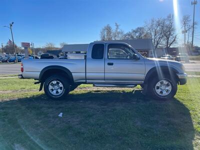 2002 Toyota Tacoma   - Photo 5 - Rushville, IN 46173