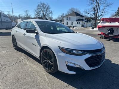 2021 Chevrolet Malibu LT   - Photo 4 - Rushville, IN 46173