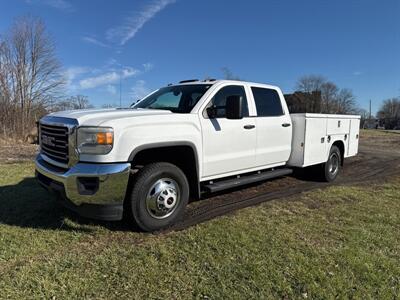 2015 GMC Sierra 3500HD WT   - Photo 2 - Rushville, IN 46173