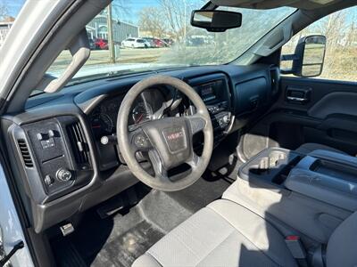 2015 GMC Sierra 3500HD WT   - Photo 16 - Rushville, IN 46173