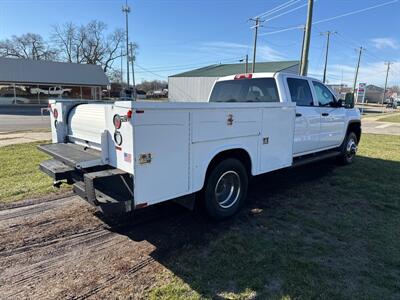 2015 GMC Sierra 3500HD WT   - Photo 6 - Rushville, IN 46173