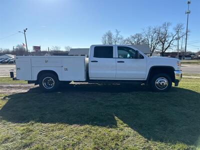 2015 GMC Sierra 3500HD WT   - Photo 5 - Rushville, IN 46173