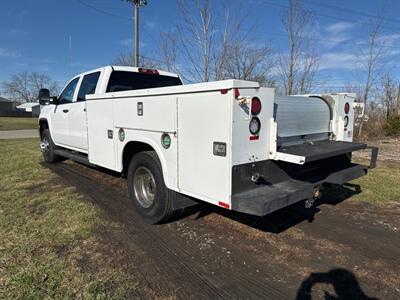 2015 GMC Sierra 3500HD WT   - Photo 8 - Rushville, IN 46173