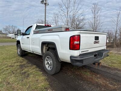 2017 GMC Sierra 2500HD   - Photo 8 - Rushville, IN 46173