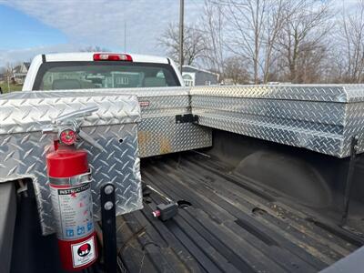 2017 GMC Sierra 2500HD   - Photo 9 - Rushville, IN 46173