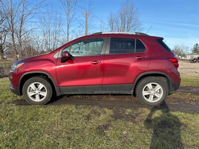 2022 Chevrolet Trax LT   - Photo 1 - Rushville, IN 46173