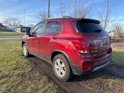 2022 Chevrolet Trax LT   - Photo 8 - Rushville, IN 46173