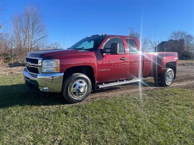 2009 Chevrolet Silverado 3500HD LT   - Photo 2 - Rushville, IN 46173