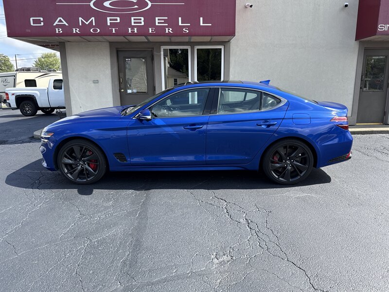 2023 Genesis G70 3.3T Standard  