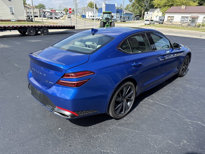 2023 Genesis G70 3.3T photo 4