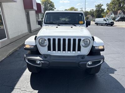 2018 Jeep Wrangler Unlimited Sahara   - Photo 3 - Rushville, IN 46173