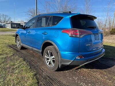 2017 Toyota RAV4 XLE   - Photo 8 - Rushville, IN 46173