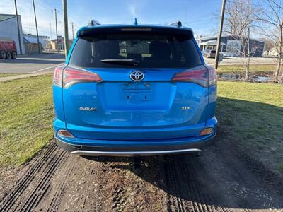 2017 Toyota RAV4 XLE   - Photo 7 - Rushville, IN 46173