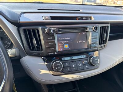 2017 Toyota RAV4 XLE   - Photo 12 - Rushville, IN 46173