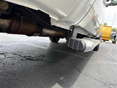 2015 Ford F-250 Super Duty XL   - Photo 10 - Rushville, IN 46173