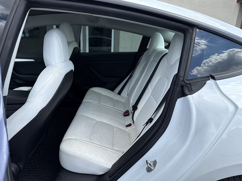 2022 Tesla Model 3 photo 10