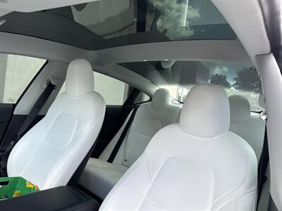 2022 Tesla Model 3   - Photo 11 - Rushville, IN 46173