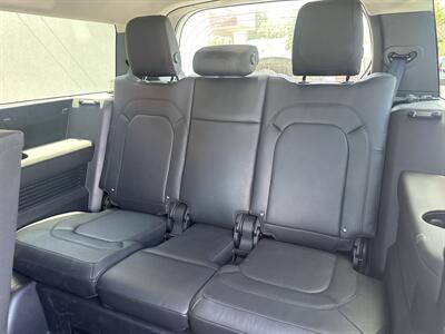 2024 Land Rover Defender 130 P300 S   - Photo 14 - Rushville, IN 46173