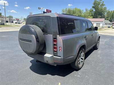 2024 Land Rover Defender 130 P300 S   - Photo 6 - Rushville, IN 46173