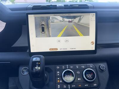 2024 Land Rover Defender 130 P300 S   - Photo 19 - Rushville, IN 46173