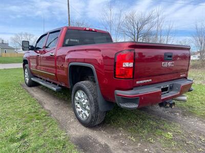 2018 GMC Sierra 2500HD Denali   - Photo 9 - Rushville, IN 46173