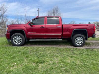 2018 GMC Sierra 2500HD Denali   - Photo 1 - Rushville, IN 46173