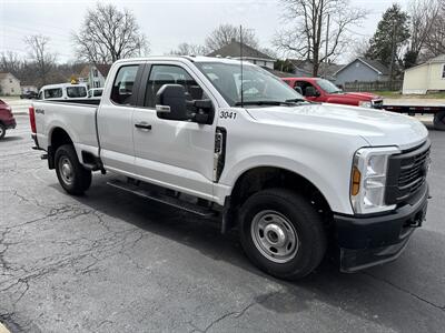 2024 Ford F-250 Super Duty XL   - Photo 4 - Rushville, IN 46173