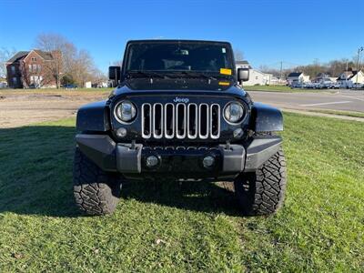 2017 Jeep Wrangler Unlimited Sahara   - Photo 3 - Rushville, IN 46173