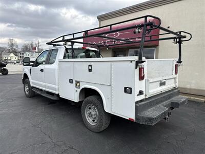 2022 Ford F-250 Super Duty XL   - Photo 7 - Rushville, IN 46173