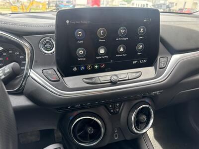 2024 Chevrolet Blazer LT   - Photo 12 - Rushville, IN 46173
