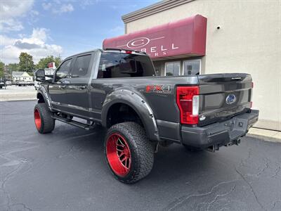 2019 Ford F-250 Super Duty Lariat   - Photo 7 - Rushville, IN 46173