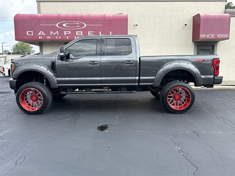 2019 Ford F-250 Super Duty Lariat  
