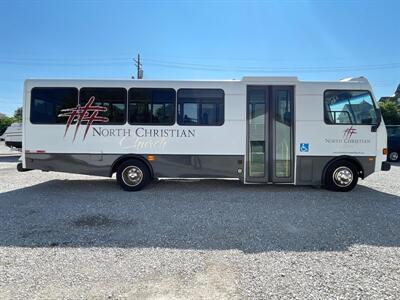 2002 Freightliner M-Line Shuttlebus   - Photo 5 - Rushville, IN 46173