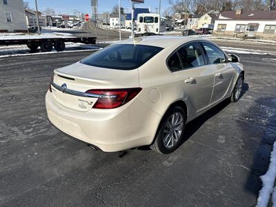2015 Buick Regal   - Photo 5 - Rushville, IN 46173