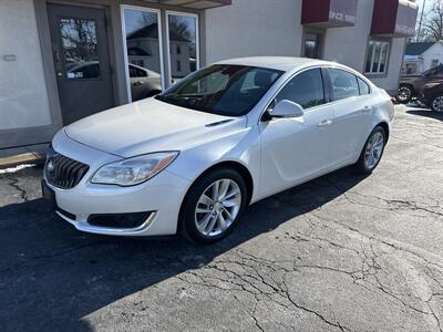 2015 Buick Regal   - Photo 2 - Rushville, IN 46173