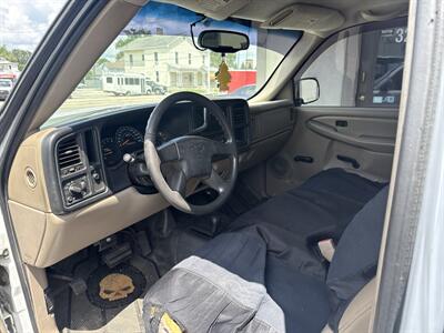 2007 Chevrolet Silverado 1500 Classic Work Truck   - Photo 9 - Rushville, IN 46173