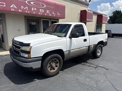 2007 Chevrolet Silverado 1500 Classic Work Truck   - Photo 2 - Rushville, IN 46173