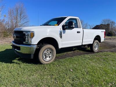 2019 Ford F-250 Super Duty XL   - Photo 2 - Rushville, IN 46173