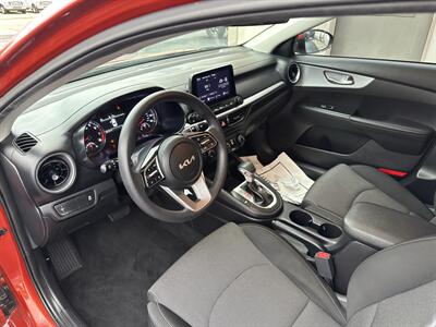 2022 Kia Forte LXS   - Photo 9 - Rushville, IN 46173