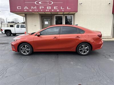2022 Kia Forte LXS   - Photo 1 - Rushville, IN 46173