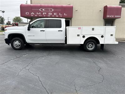 2023 Chevrolet Silverado 3500HD CC Work Truck Chassis