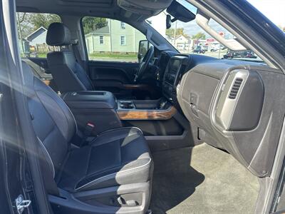 2017 Chevrolet Silverado 2500 High Country   - Photo 11 - Rushville, IN 46173
