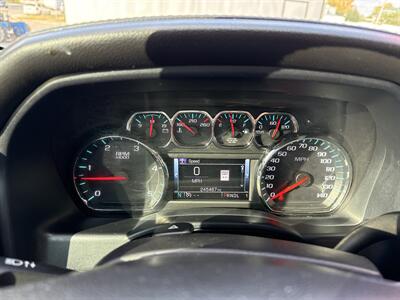 2017 Chevrolet Silverado 2500 High Country - Photo 14 - Rushville, IN 46173