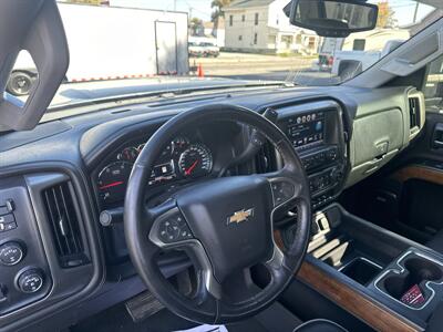 2017 Chevrolet Silverado 2500 High Country   - Photo 8 - Rushville, IN 46173