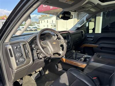 2017 Chevrolet Silverado 2500 High Country - Photo 9 - Rushville, IN 46173