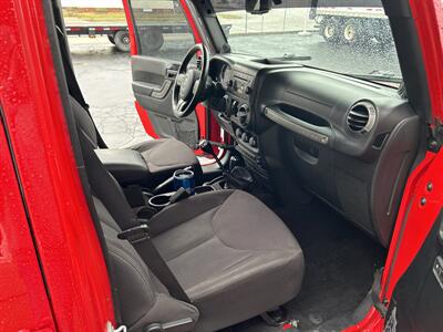 2014 Jeep Wrangler Unlimited Sport S   - Photo 12 - Rushville, IN 46173