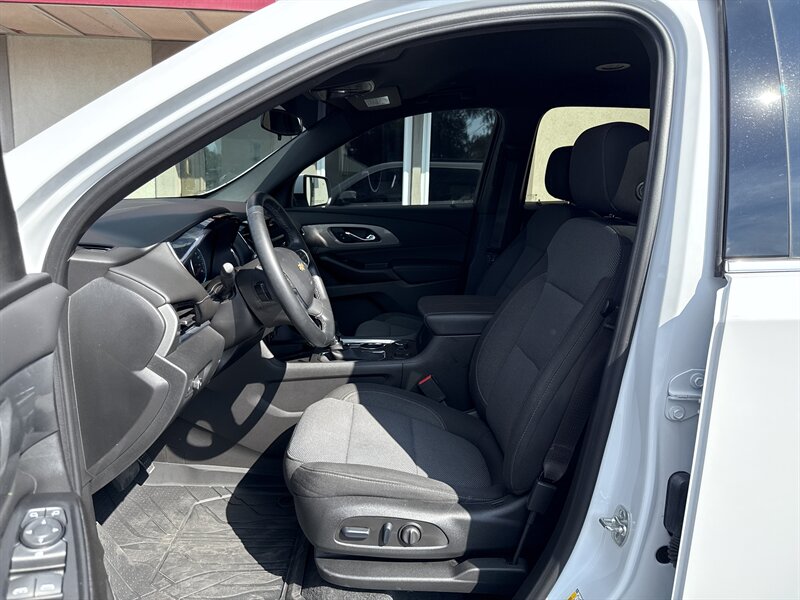 2023 Chevrolet Traverse Cloth photo 4