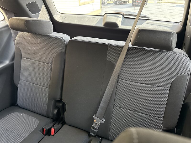 2023 Chevrolet Traverse Cloth photo 8