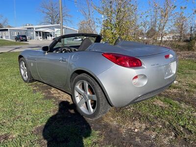 2006 Pontiac Solstice   - Photo 8 - Rushville, IN 46173