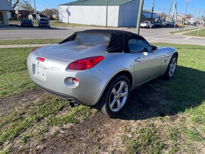 2006 Pontiac Solstice   - Photo 18 - Rushville, IN 46173